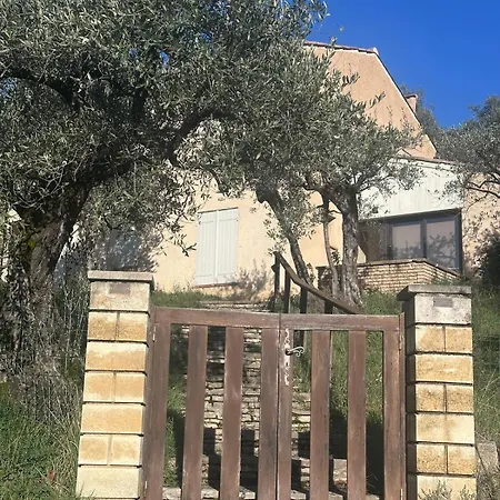 Holiday home Oustaloun 3 Etoiles