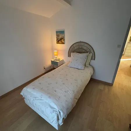 Holiday home Oustaloun 3 Etoiles